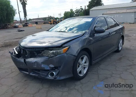 2012 Toyota Camry Se z USA, uszkodzony, nr VIN 4T1BF1FK3CU617472